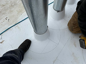 Flat Roof Roofers - Bolivar, MO 1